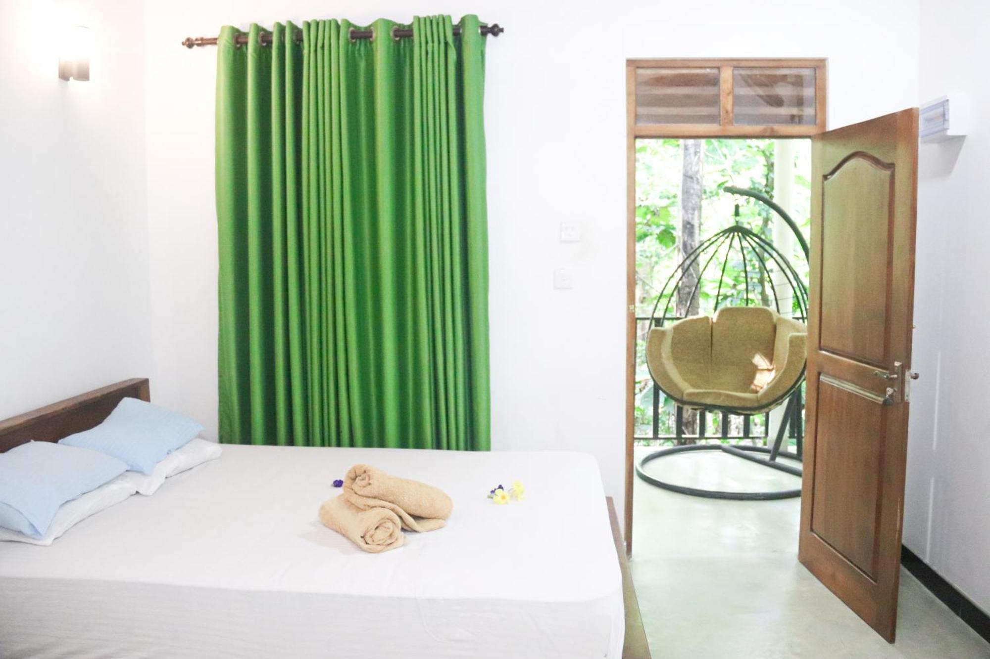Nature Glow Cottage Udawalawe Exterior photo